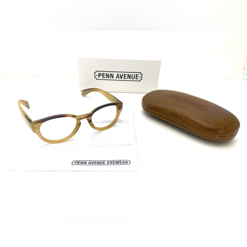 Penn Avenue Unisex Natural Blonde Onyx Chester Round Glasses Frame